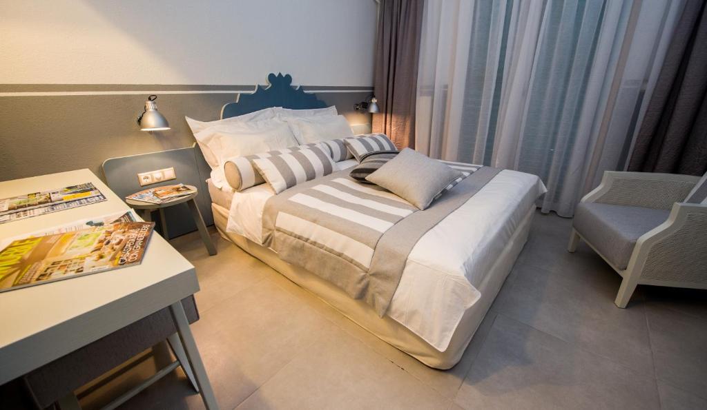 Alkyon Hotel 파티티리 객실 사진